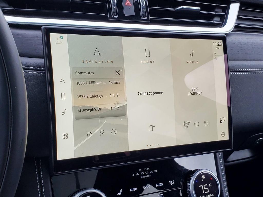 2024 Jaguar F-PACE P250 R-Dynamic S photo 21