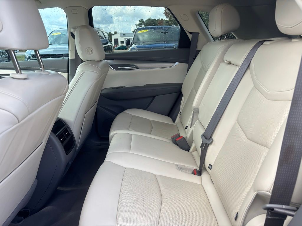 2022 Cadillac XT5 Premium Luxury photo 7