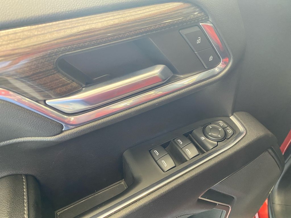 2023 Chevrolet Silverado 1500 RST photo 11