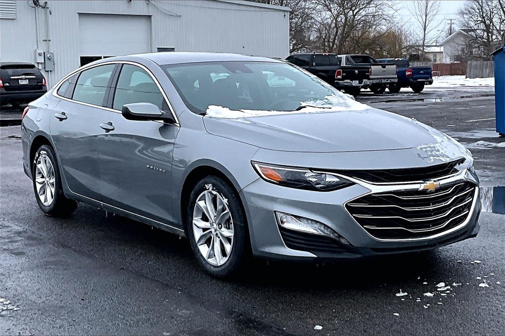 2024 Chevrolet Malibu 1LT's photo