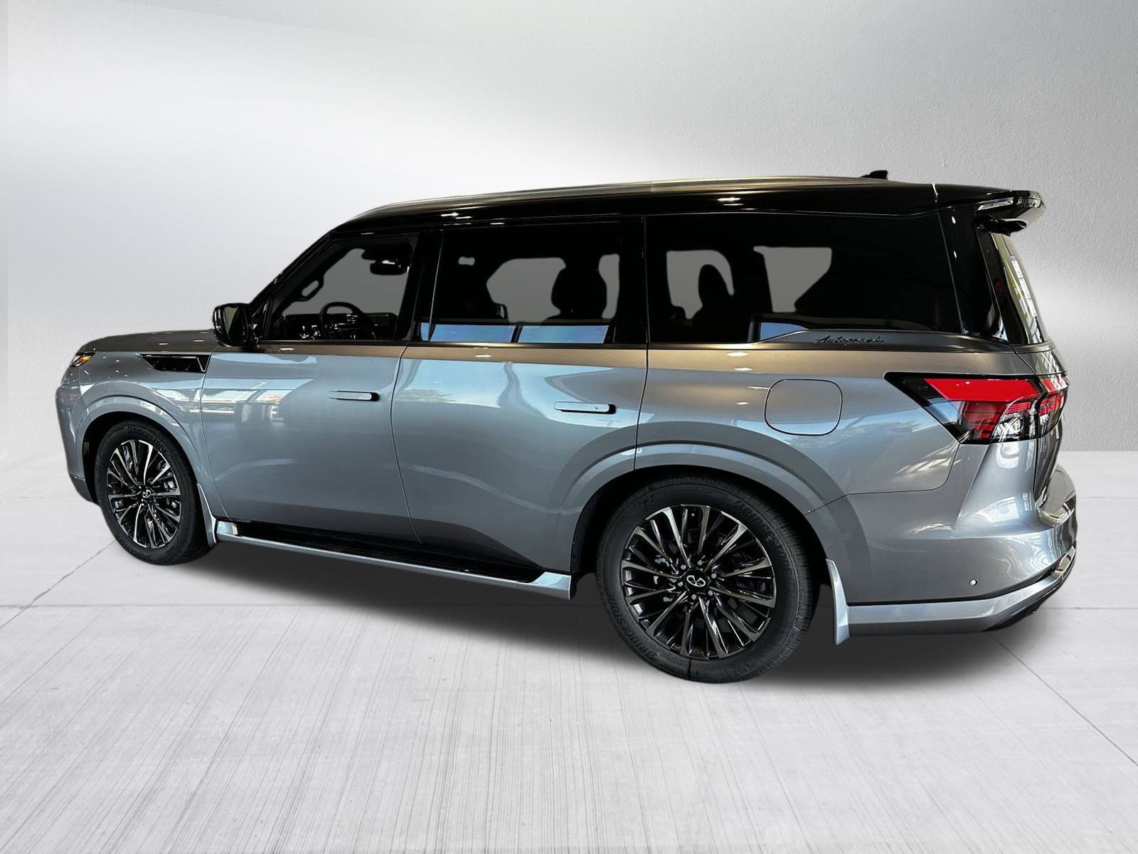 2026 Infiniti QX80 photo 3