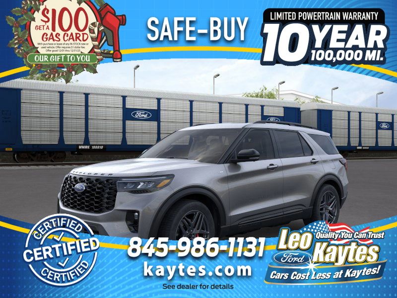 2026 Ford Explorer ST-LINE's photo