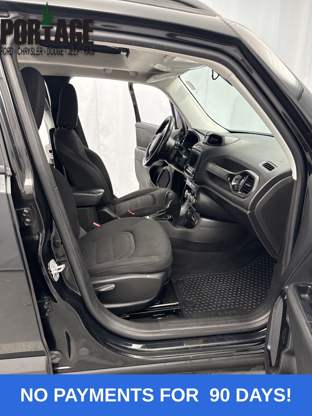 2017 Jeep Renegade Latitude North Edition photo 22