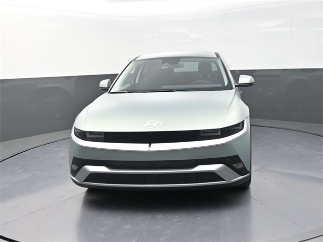 2026 Hyundai Ioniq 5 SEL photo 3