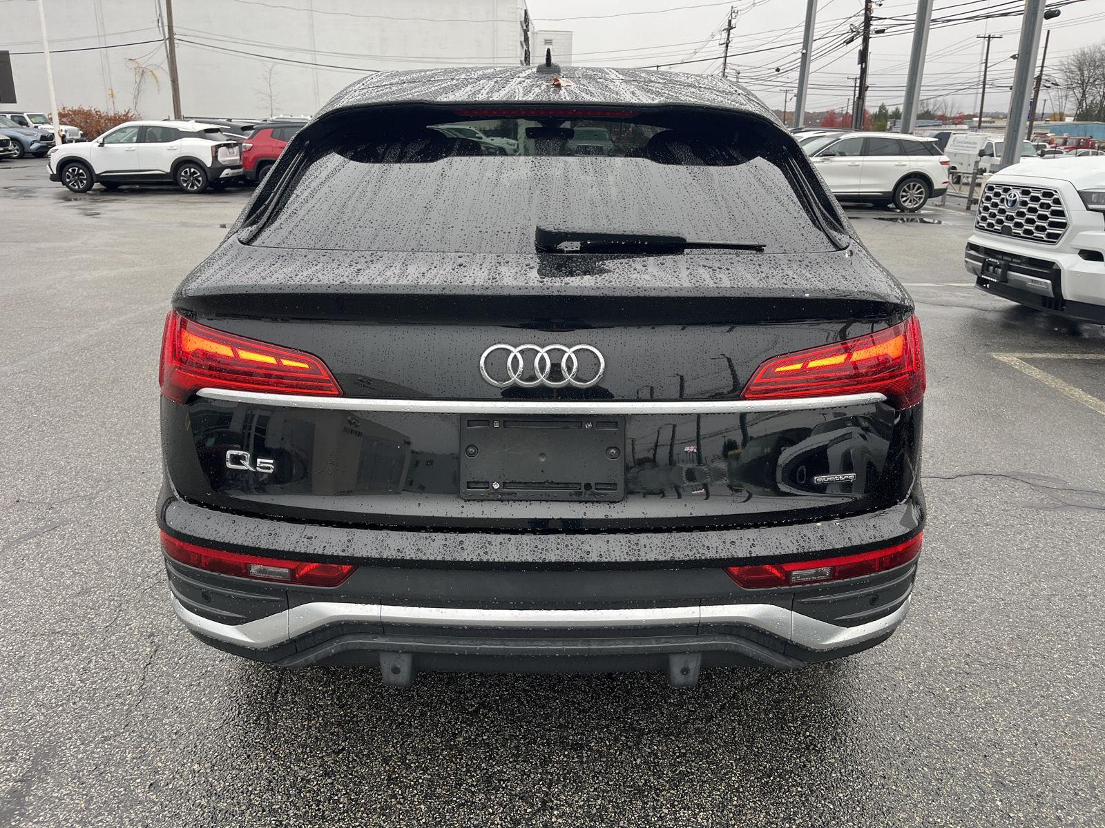 2022 Audi Q5 Sportback S line Premium photo 2