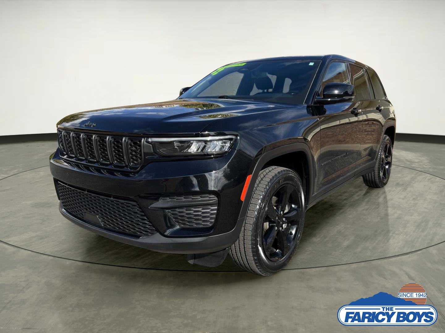 2022 Jeep Grand Cherokee Altitude's photo