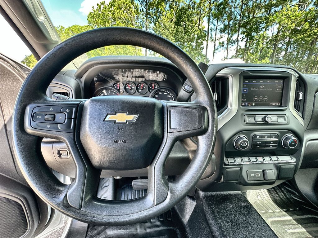 2024 Chevrolet Silverado 1500 photo 11