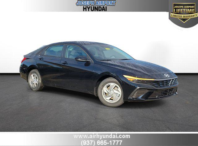 2026 Hyundai Elantra SE's photo