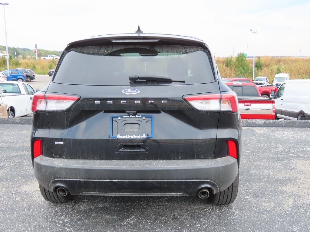 2022 Ford Escape SE photo 12