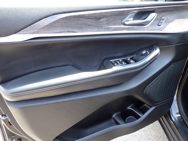 2023 Jeep Grand Cherokee Limited photo 18