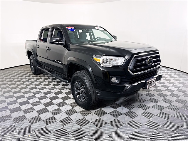 2023 Toyota Tacoma SR5's photo