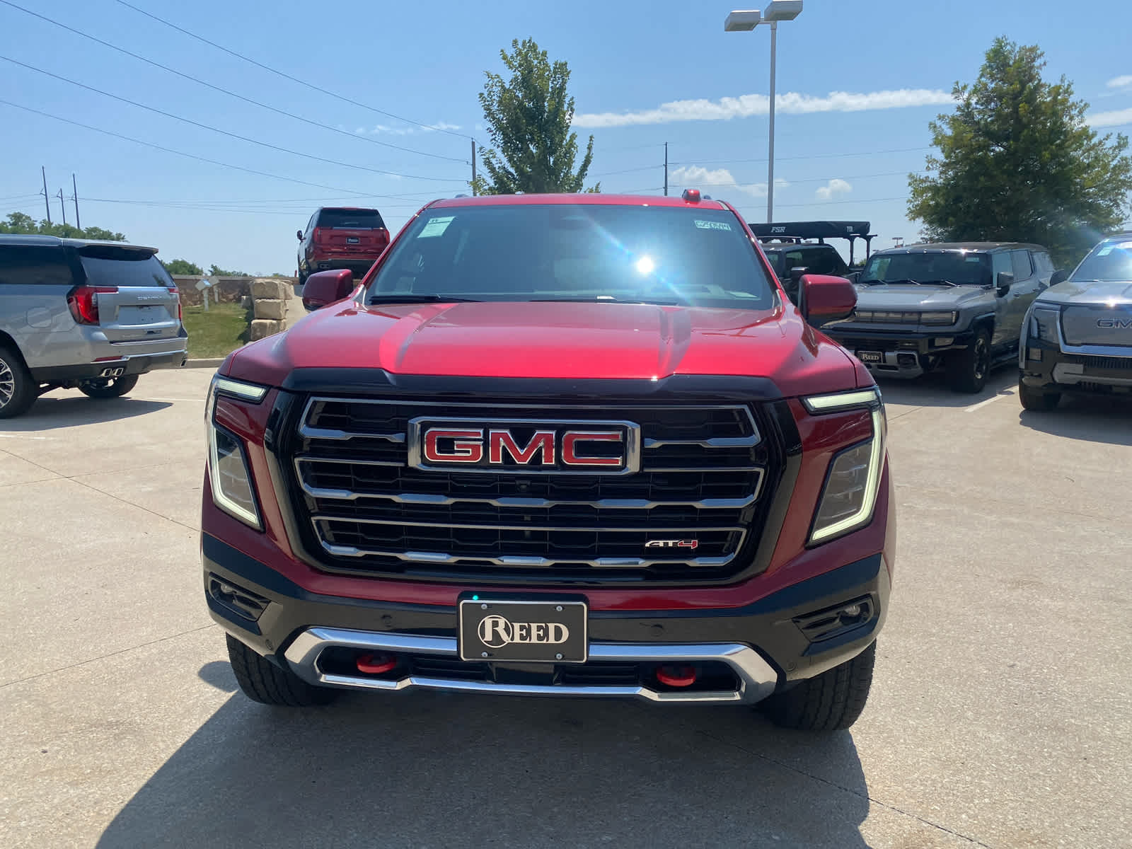 2025 Gmc Yukon XL AT4 photo 2