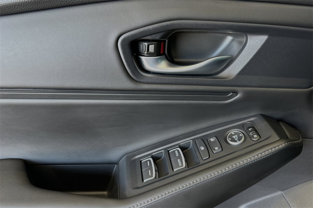 2025 Honda Accord Hybrid Sport photo 10