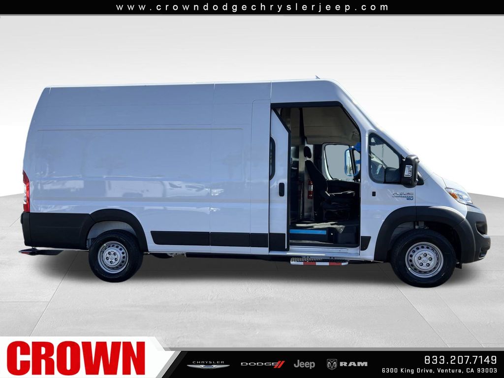 2024 Ram ProMaster 3500 photo 9