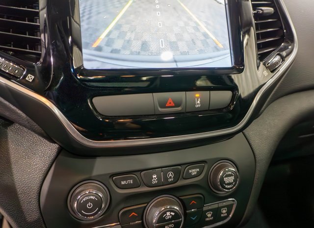 2022 Jeep Cherokee Limited photo 21