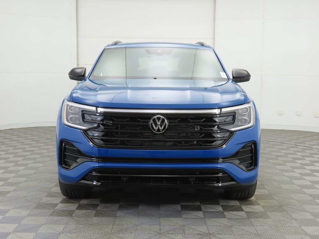 2026 Volkswagen Atlas Cross Sport SEL R-Line photo 2