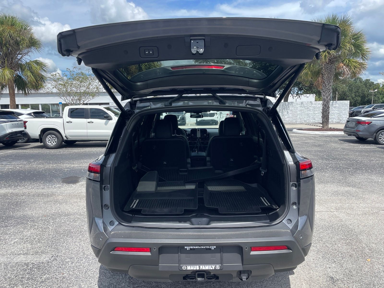 2025 Nissan Pathfinder Rock Creek photo 13