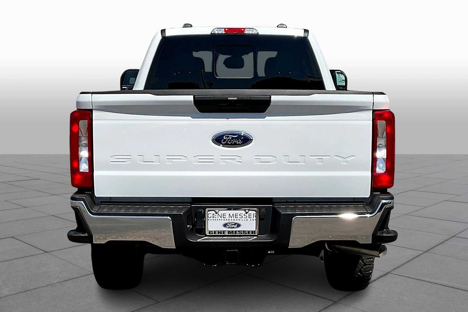 2025 Ford F-250 XL photo 4