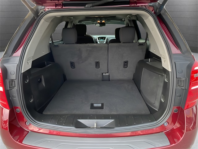 2016 Chevrolet Equinox LT photo 38