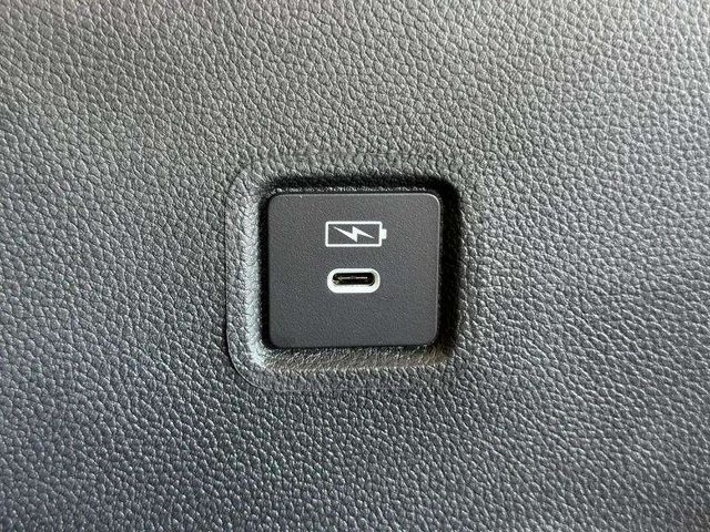 2025 Honda Pilot Touring photo 29