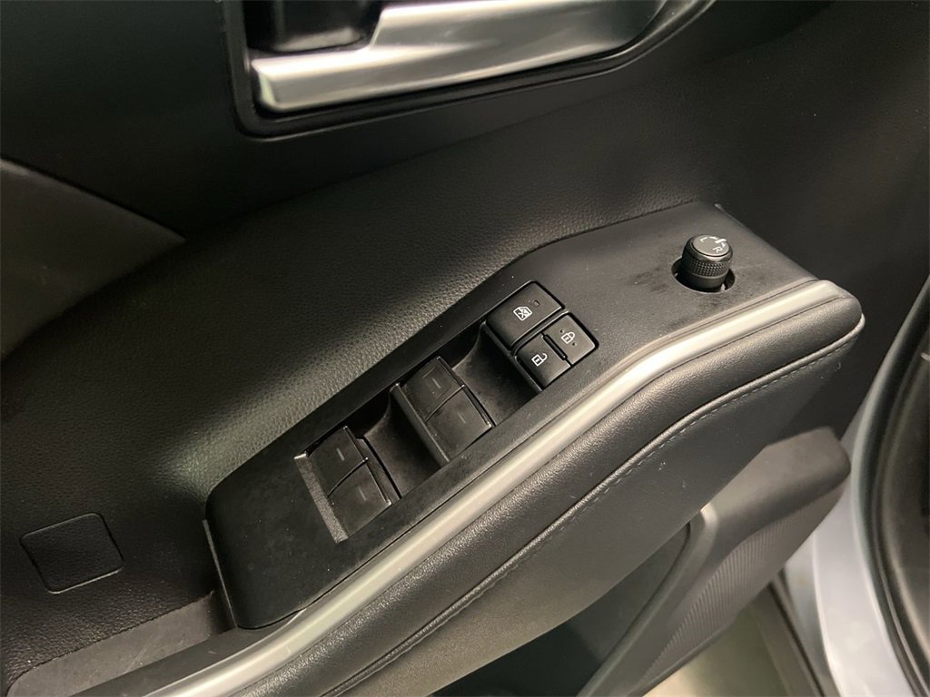 2021 Toyota Highlander XLE photo 13