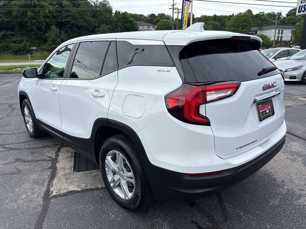2024 Gmc Terrain SLE photo 6