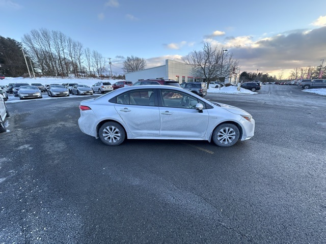 Used 2020 Toyota Corolla LE with VIN JTDEBRBE5LJ003651 for sale in Mechanicville, NY