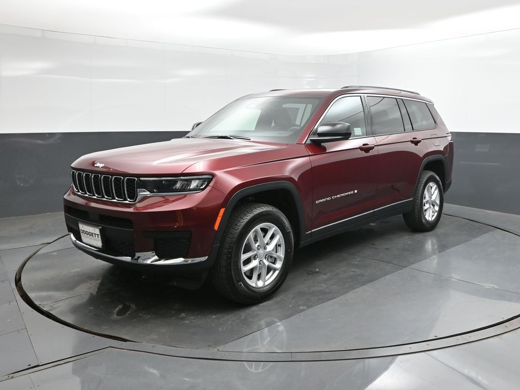 2025 Jeep Grand Cherokee L Laredo's photo