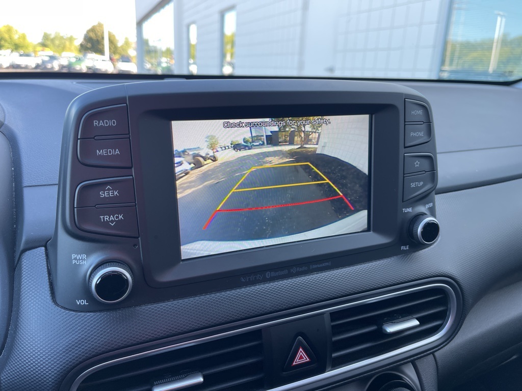 2021 Hyundai Kona Limited photo 7