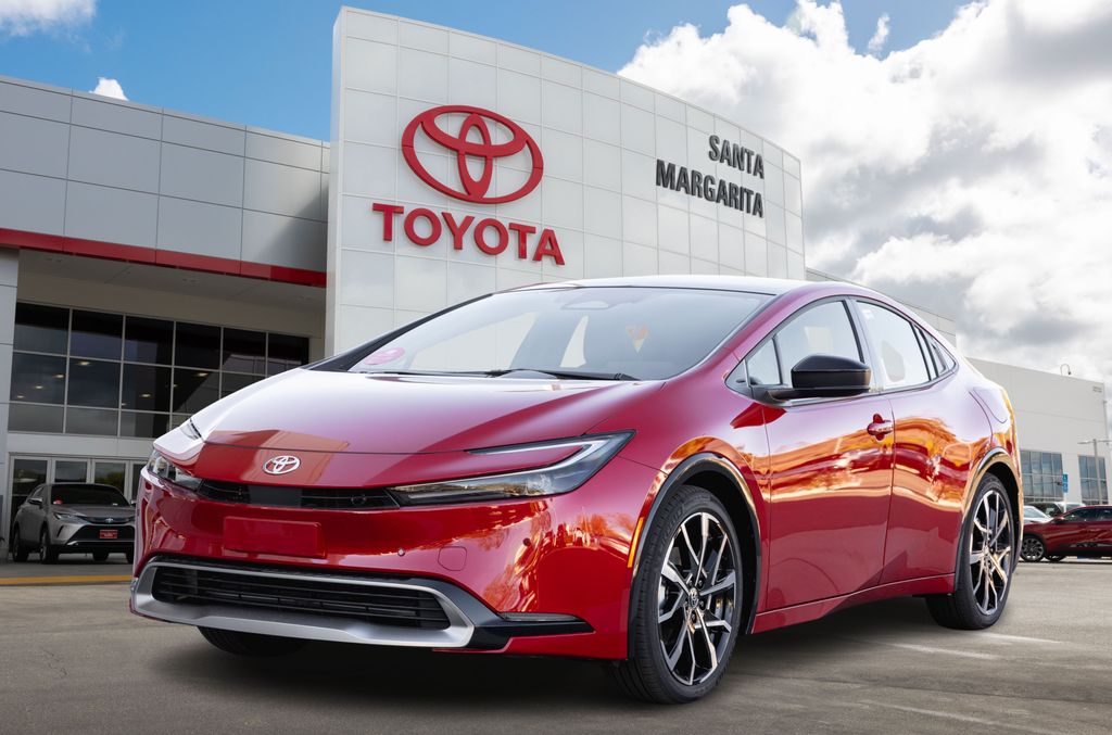 2026 Toyota Prius XSE's photo