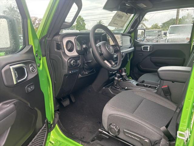 2025 Jeep Wrangler Sport S 4xe photo 10