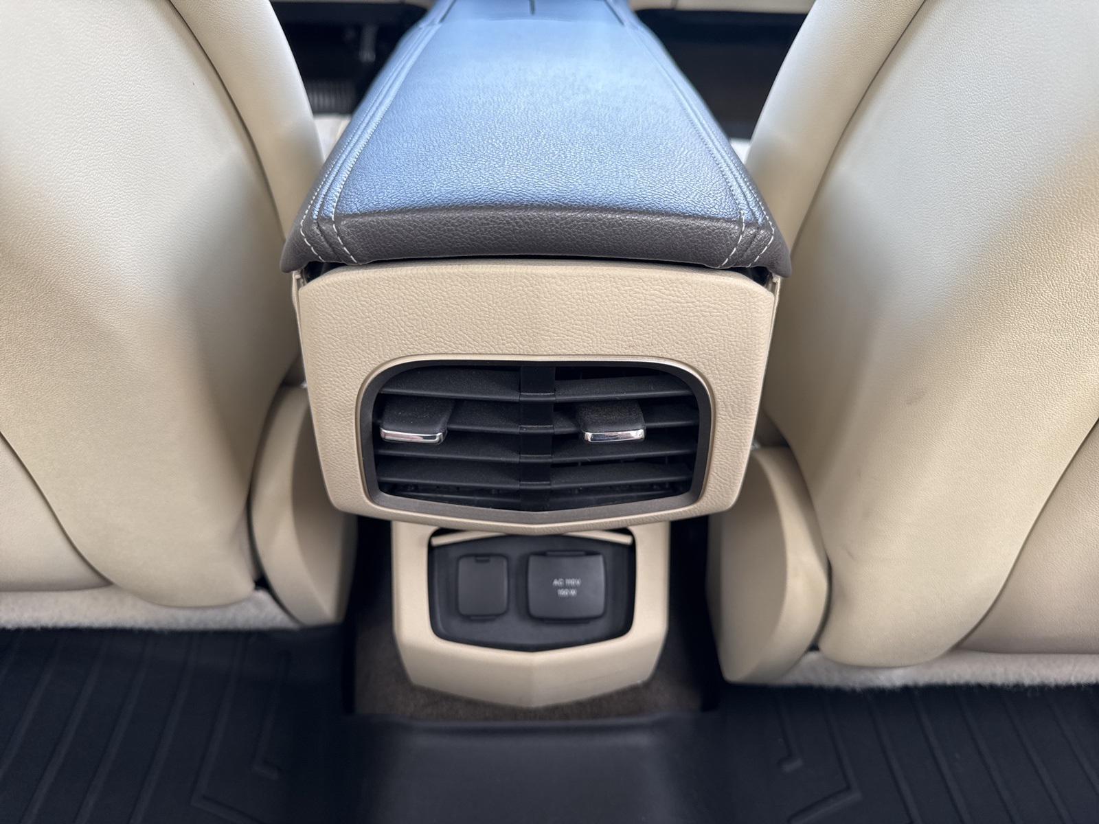 2013 Lincoln MKZ Hybrid photo 15