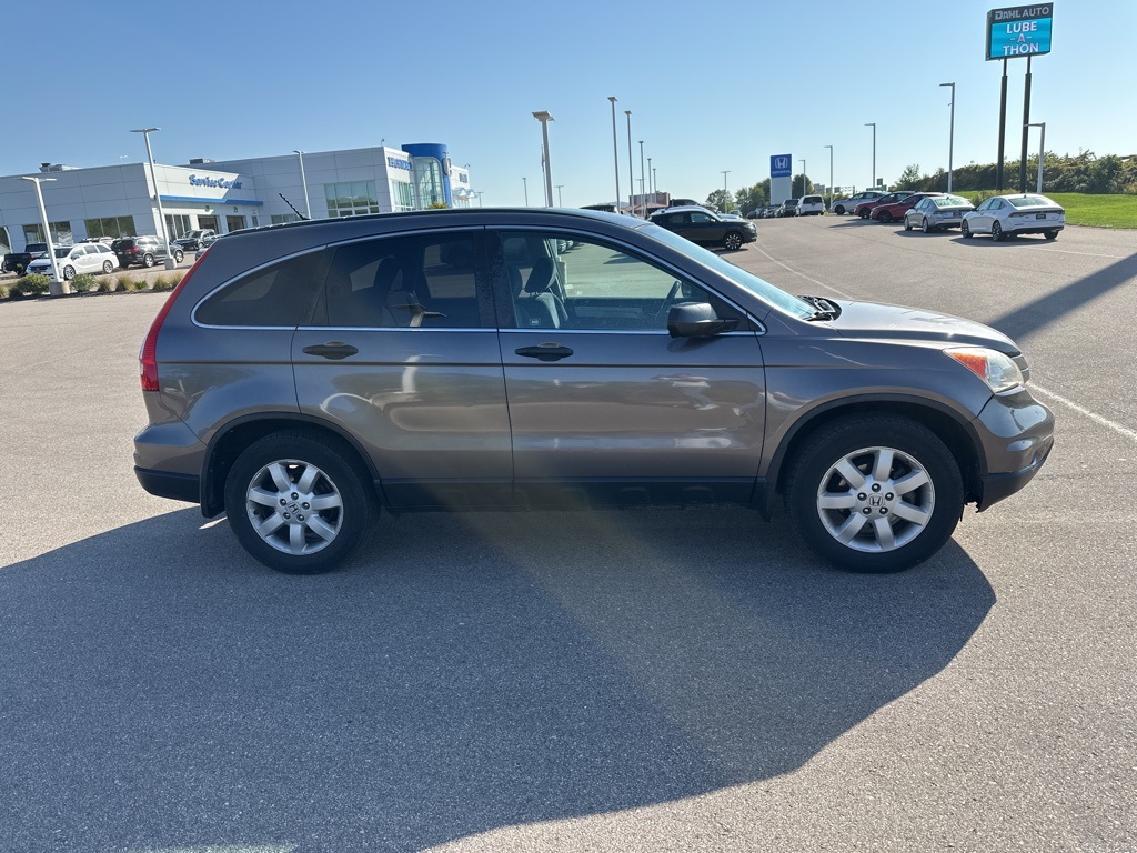 2011 Honda CR-V SE photo 2