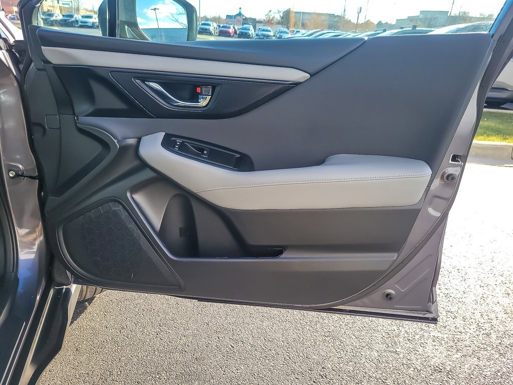 2025 SUBARU OUTBACK - Image 21