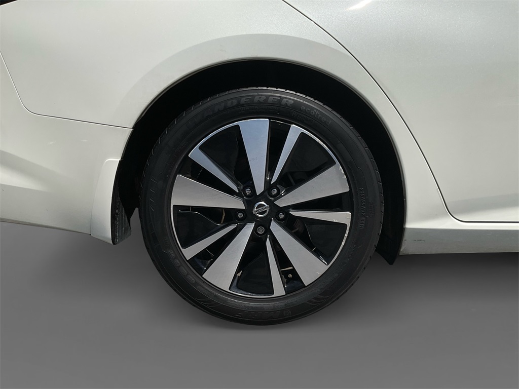 2022 Nissan Altima 2.5 SV photo 14