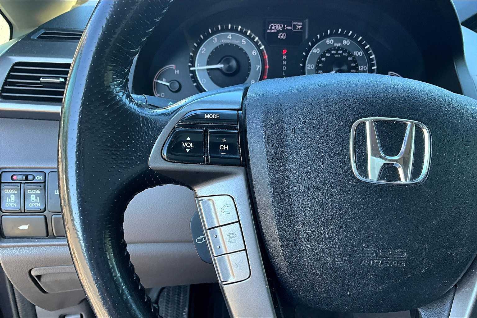 2016 Honda Odyssey EX-L photo 21
