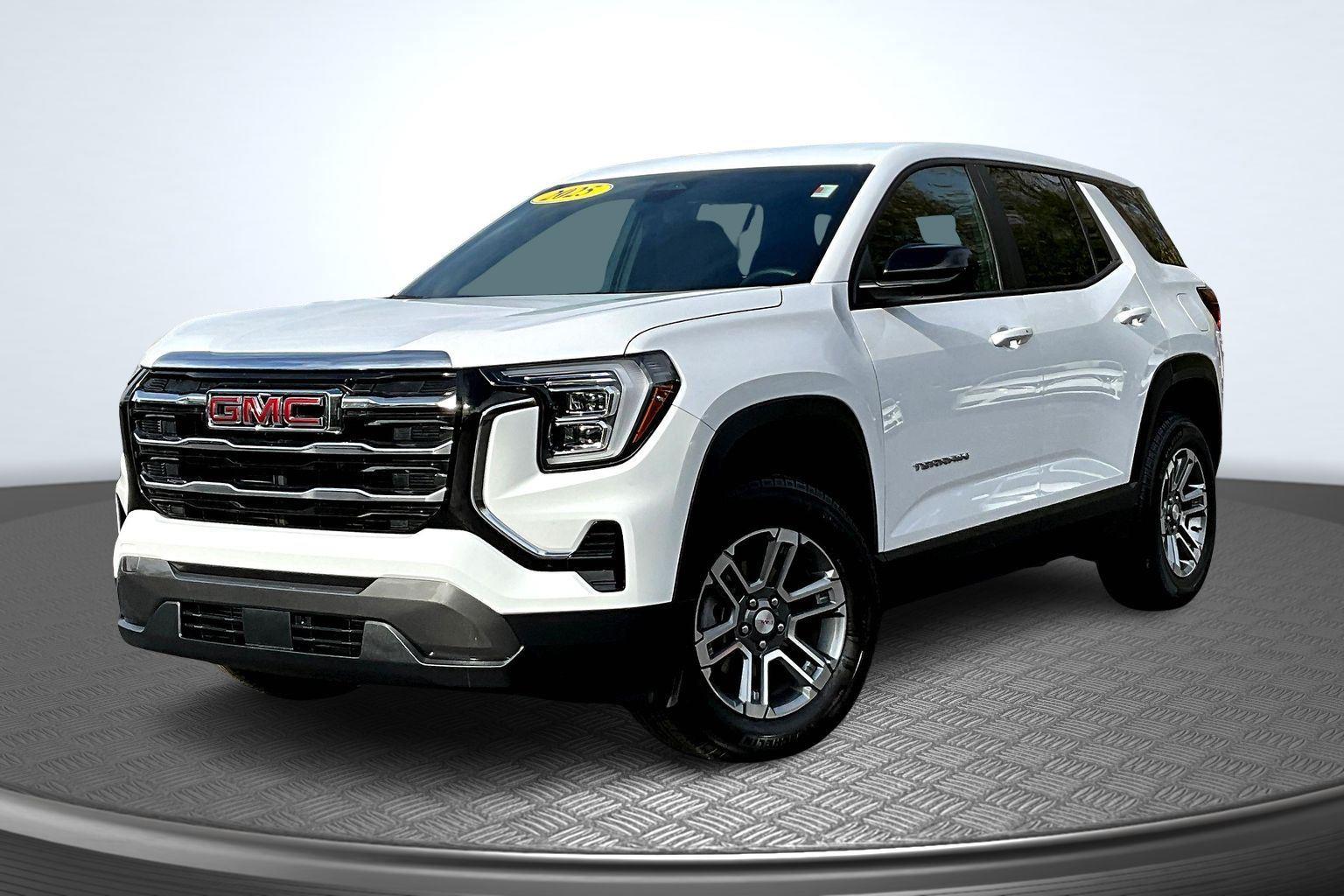 2025 GMC Terrain Elevation's photo