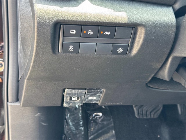 2025 Nissan Versa S photo 22