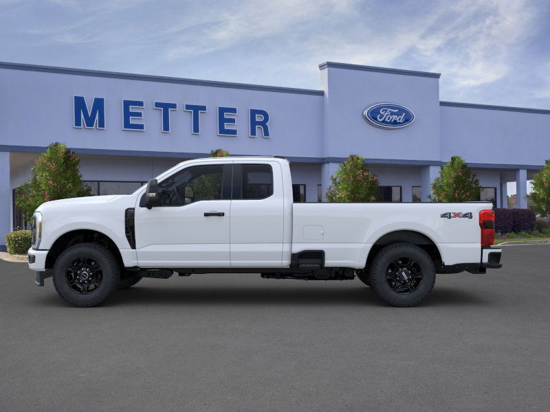 2025 Ford F-350 XL photo 3