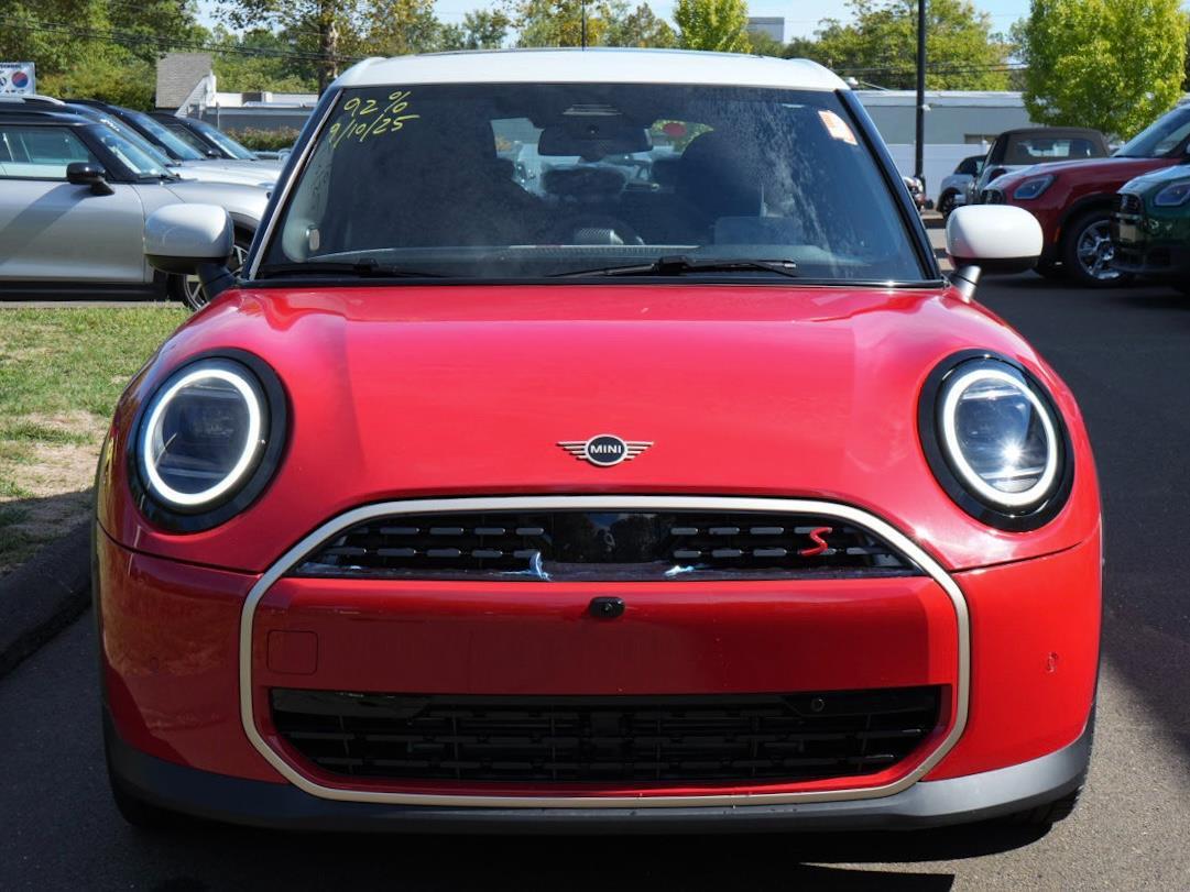 2026 Mini Cooper Hardtop S 4 Door Iconic photo 7