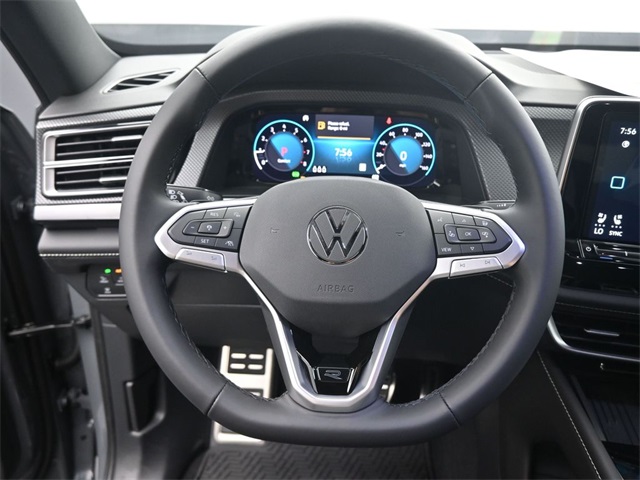 2025 Volkswagen Atlas Cross Sport SEL Premium R-Line photo 4