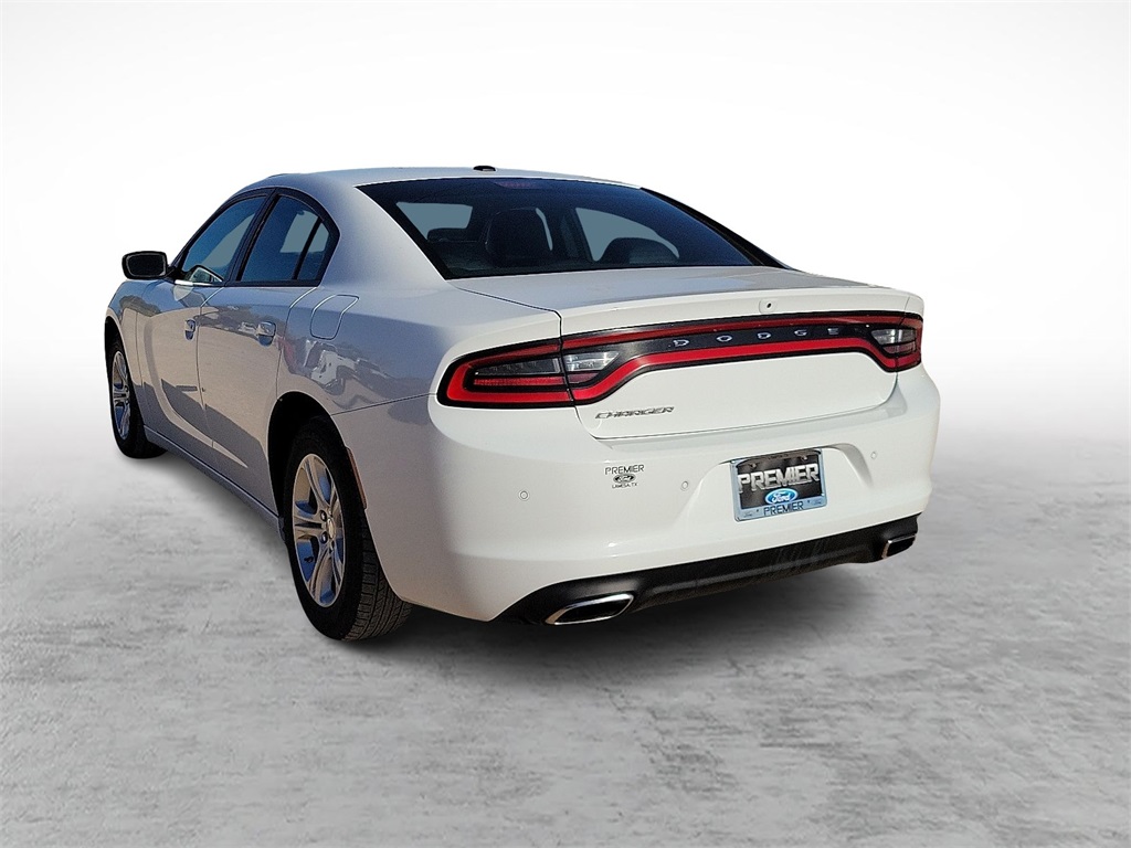 2022 Dodge Charger SXT photo 8