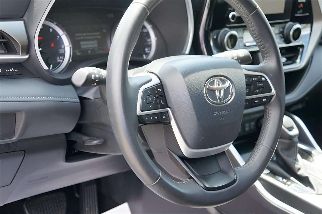 2024 Toyota Highlander XLE photo 4
