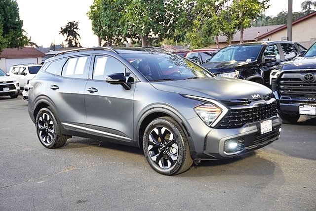 Used 2023 Gray Kia X-Line Prestige image 5