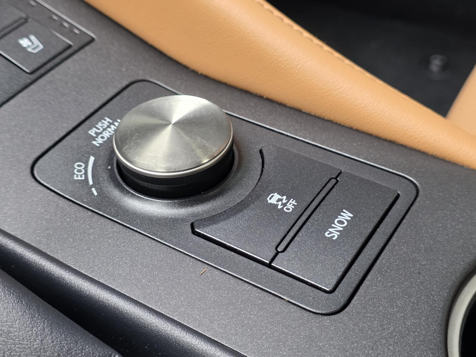 2015 Lexus RC 350 photo 21