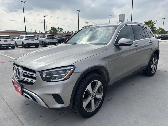2022 Mercedes Benz GLC 300 photo 3
