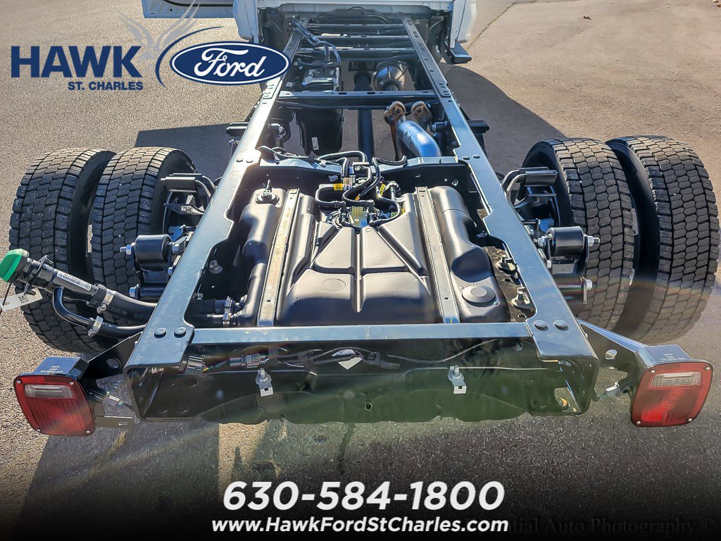 2024 FORD F-550 - Image 13