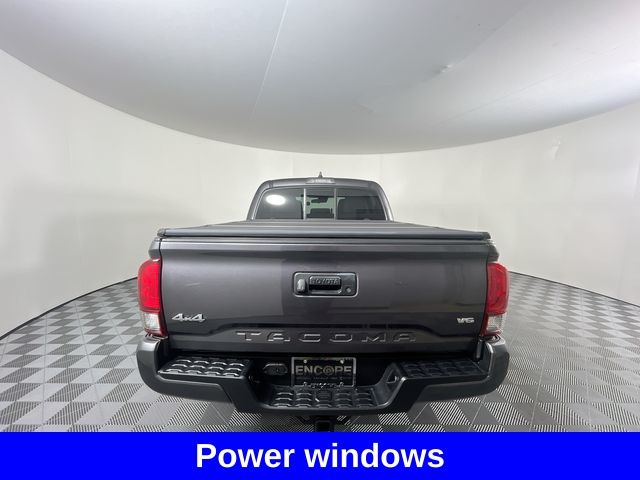 2020 Toyota Tacoma SR5 photo 7