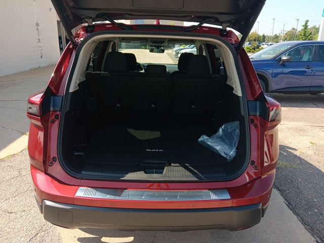 2026 Nissan Rogue SV photo 26