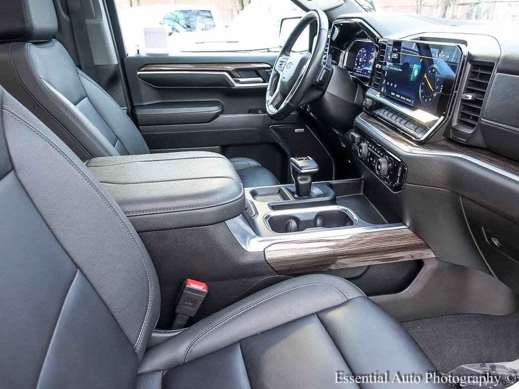 2023 CHEVROLET SILVERADO - Image 28